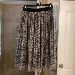 Leopard skirt